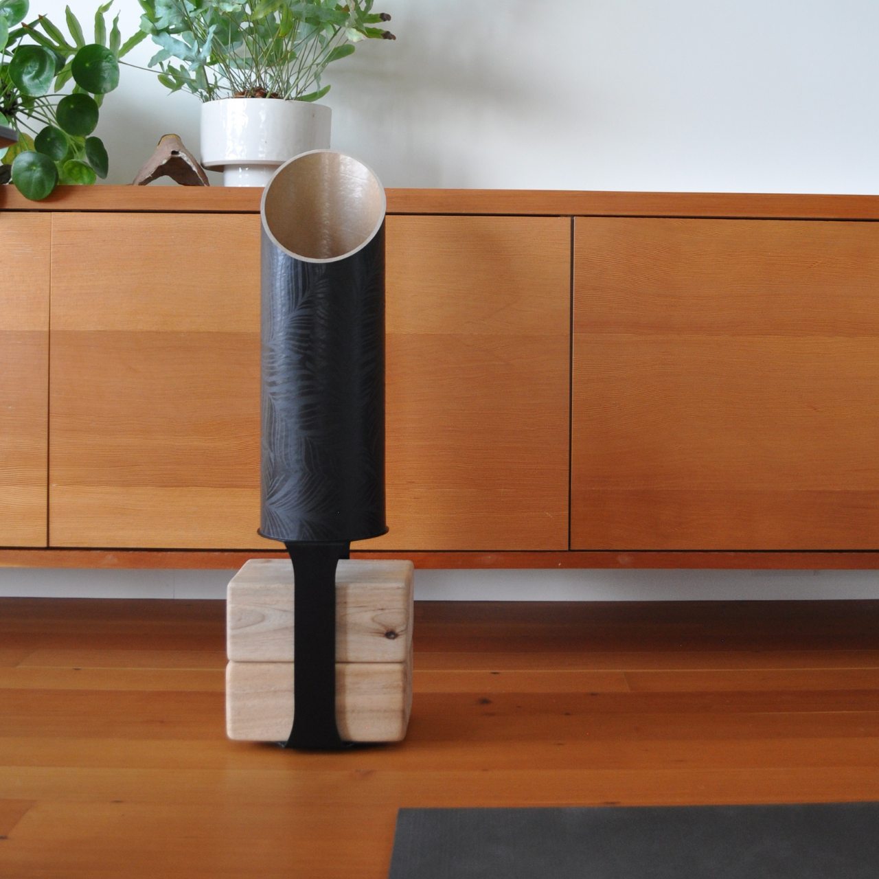 Yoga Mat Tube Floor Stand | Black