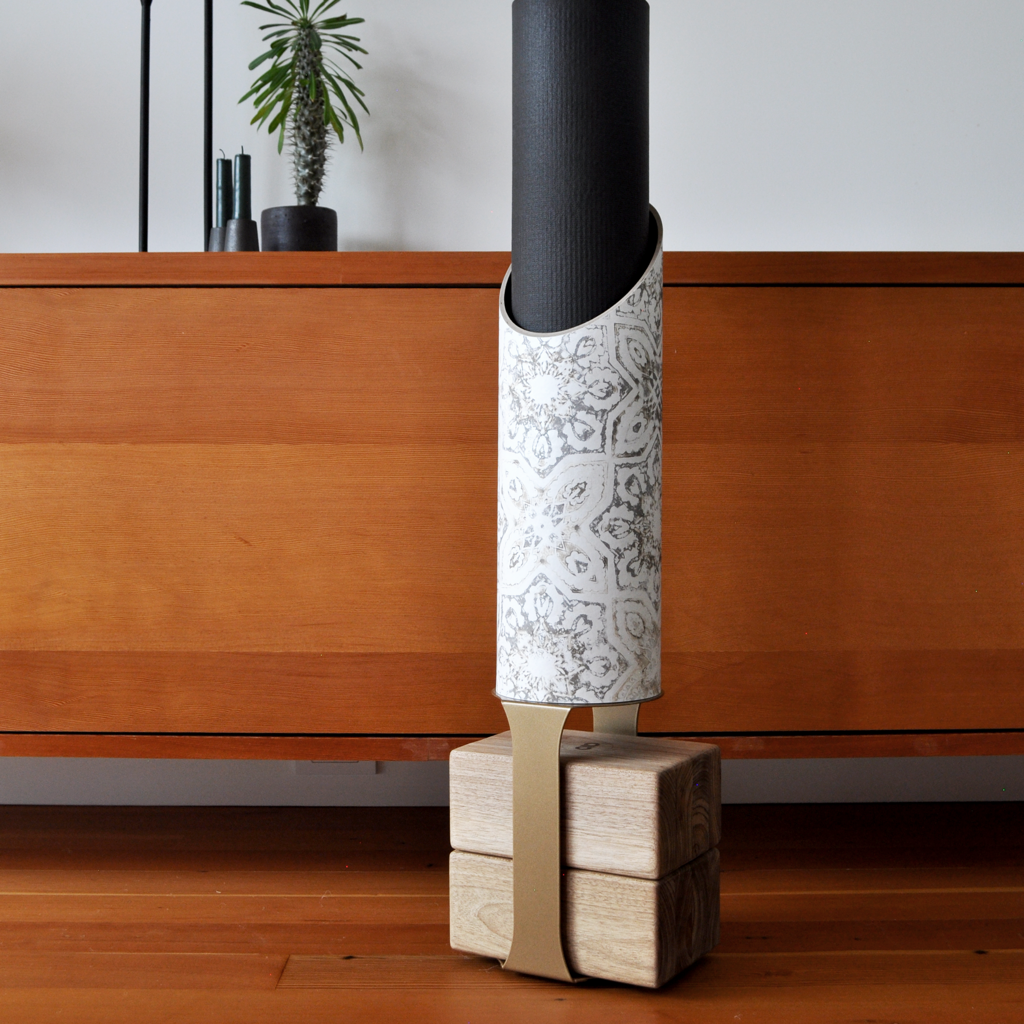 Yoga Mat Tube Floor Stand | Gold